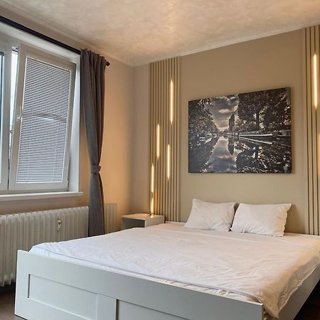Top Floor Studio With Terrace ปราก ภายนอก รูปภาพ